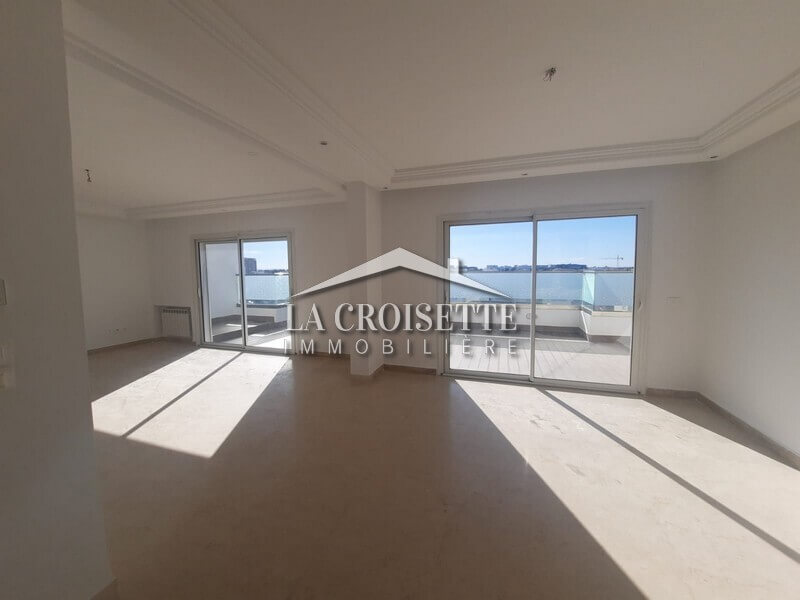 Penthouse S4 avec terrasse et piscine aux Jardins de Carthage MAL4154