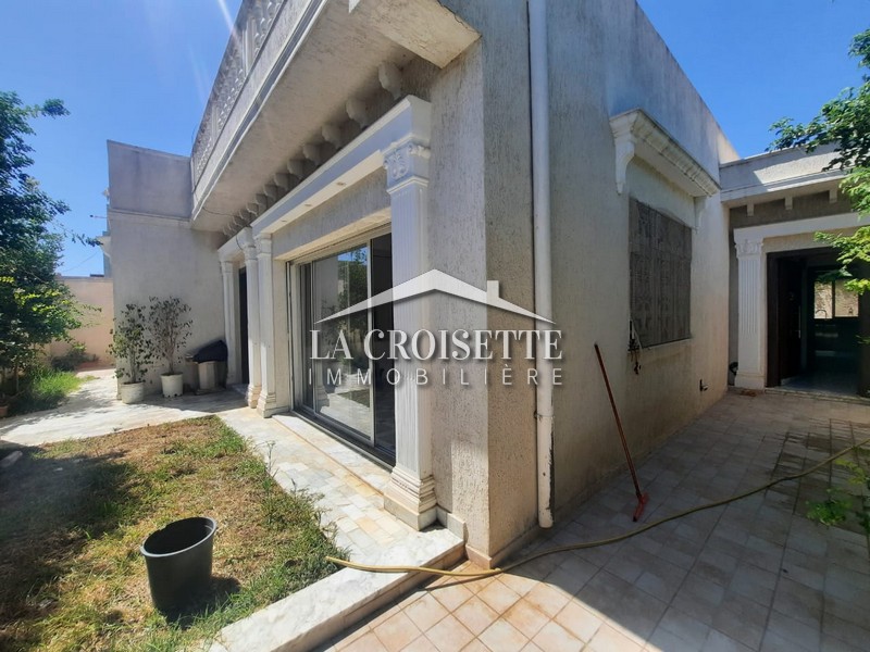 Villa plain-pied S+3 à La Marsa MVL1410
