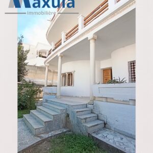 SPACIEUSE VILLA EN R+2 À RADES MELIANE 1