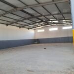 Photo-3 : Dépôt industriel 1000 m² à Fouchena, hauteur 7 m, force électrique 264A, idéal pour stockage, logistique