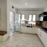 Photo-3 : Triplex indépendant S+4 avec piscine à Gammarth MTRL0109