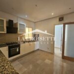 Photo-4 : Penthouse S4 avec terrasse et piscine aux Jardins de Carthage MAL4154