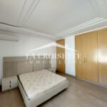 Photo-8 : Appartement meublé S3 vue sur mer avec terrasse à La Marsa MAL1980