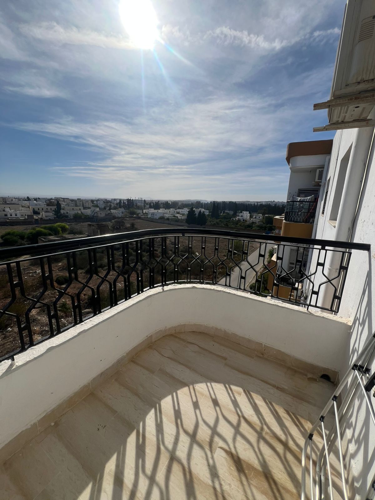 Appartement en S+3 à Cité Snit, Manouba