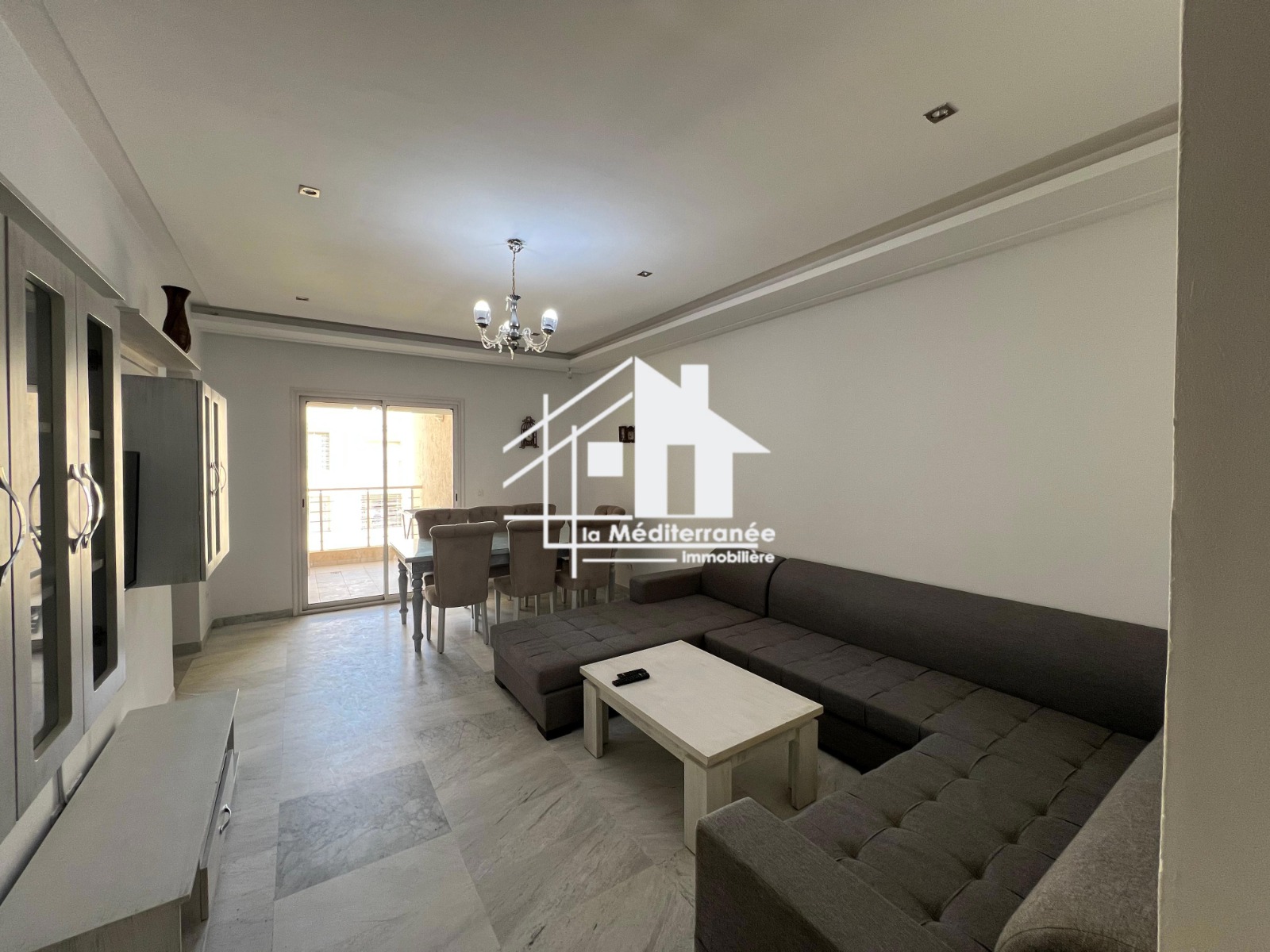 Appartement S+2 richement meublé à Ain Zaghouan Nord