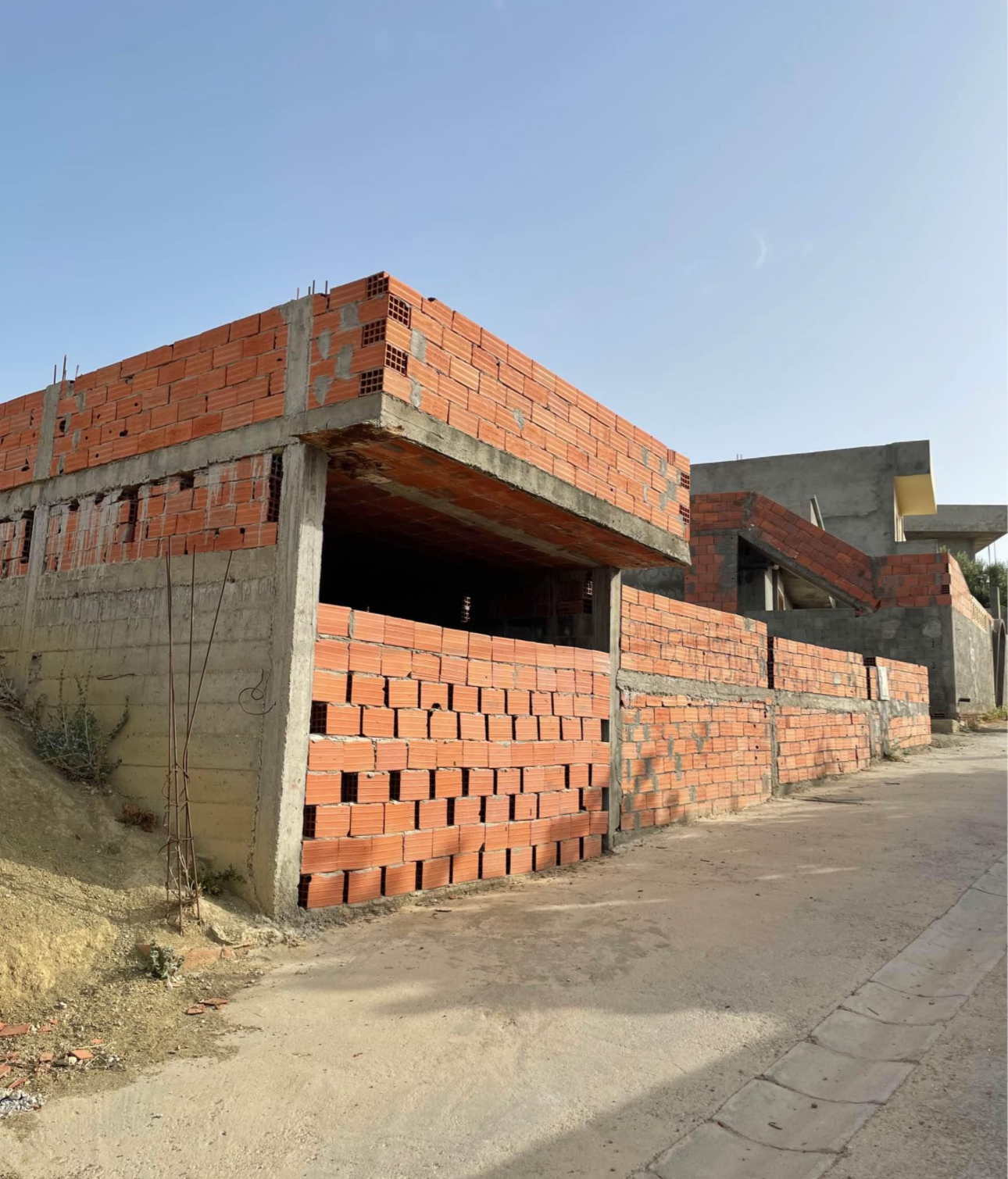 Terrain de 250m² à Borj Cedria