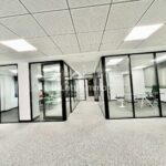 Photo-8 : Bureau au Lac 1