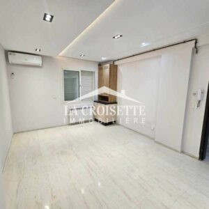 Appartement à usage bureautique H2 à La Soukra MBL0460