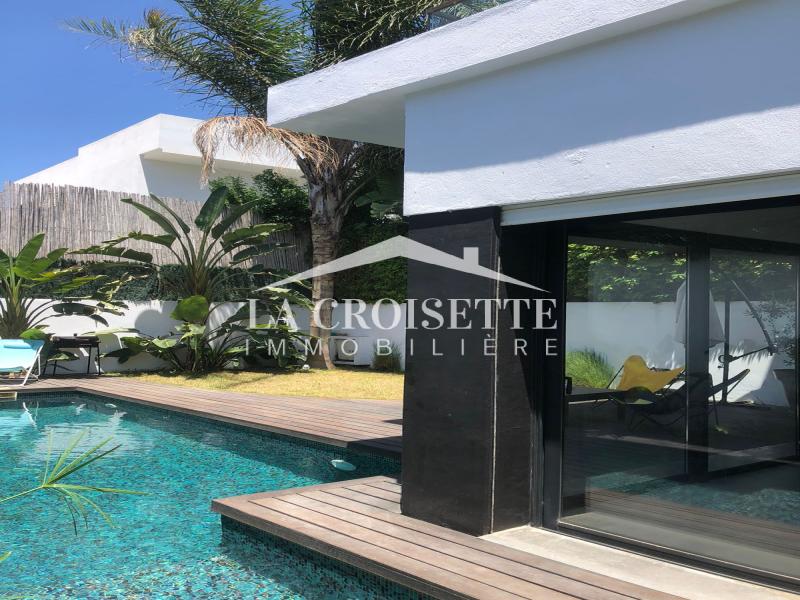 Villa meublée S+4 avec piscine à La Soukra ZVL0036