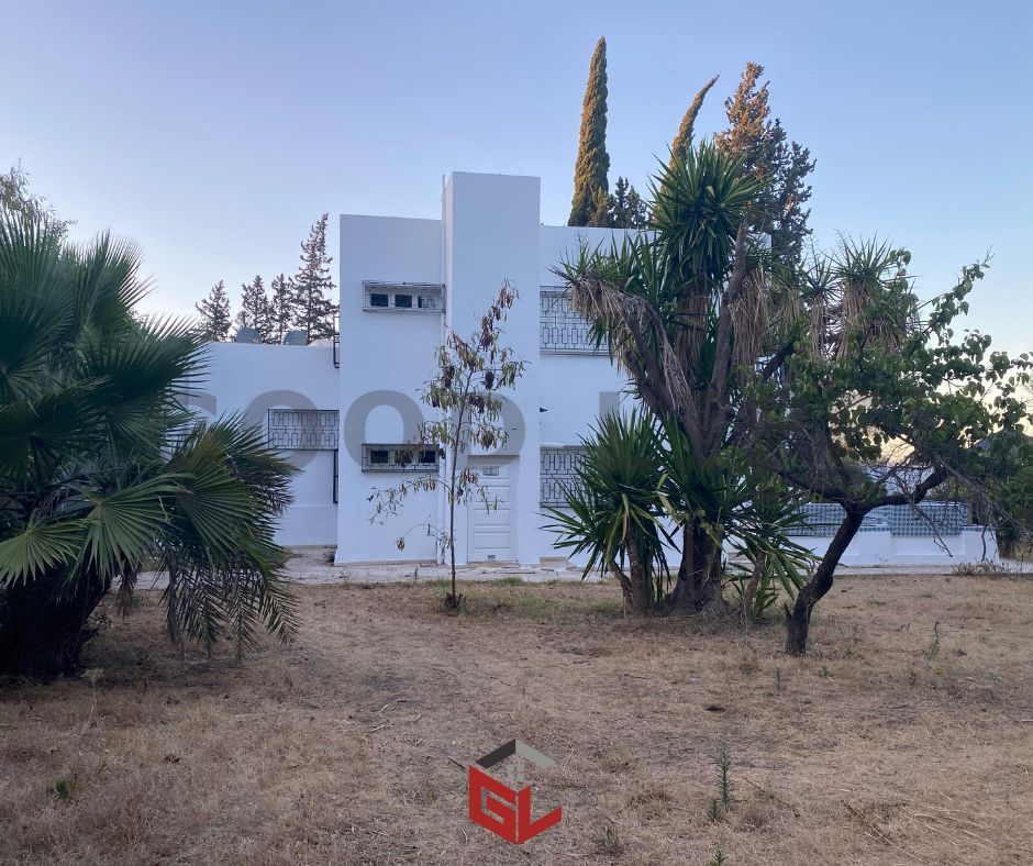Villa en S+4 à Notre Dame avec grand jardin