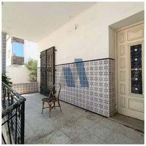 VILLA S+3 À RÉNOVER À BEN AROUS