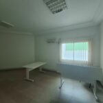 Photo-6 : Bureau meublé 5 pièces 200 m² au 1er étage à la Zone Industrielle Mghira