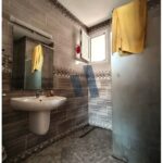 Photo-6 : APPARTEMENT S+2 RÉNOVÉ À RADES SNIT (CHEMINOT)