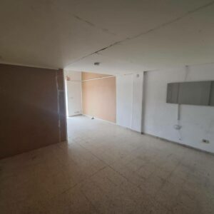 Local commercial à Mourouj 5 – 50 m² – emplacement stratégique près d’Aziza