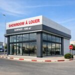Showroom de 500 m² – Emplacement stratégique en coin – Zone Industrielle Mghira