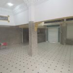 Photo-3 : Local commercial de 150 m² avec terrasse, idéal pour salon de thé, à proximité de la Maison des Jeunes