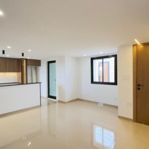 Étage de villa S+1 vide à AFH1, Nabeul