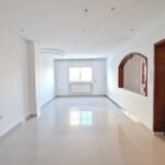 Photo-2 : Étage de villa S+4 vide, situé au 1er étage à Nabeul, près du STEG