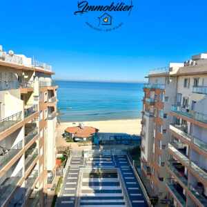 Superbe S+3 Front de mer à Hammam Sousse