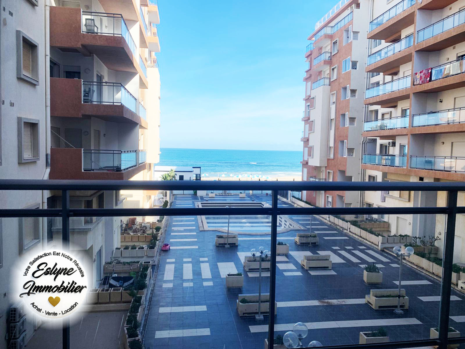 Appartement Meublé S+3 Front Mer à Hammam Sousse