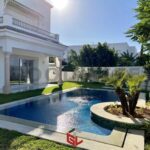 Magnifique Villa avec Piscine au Lac 2