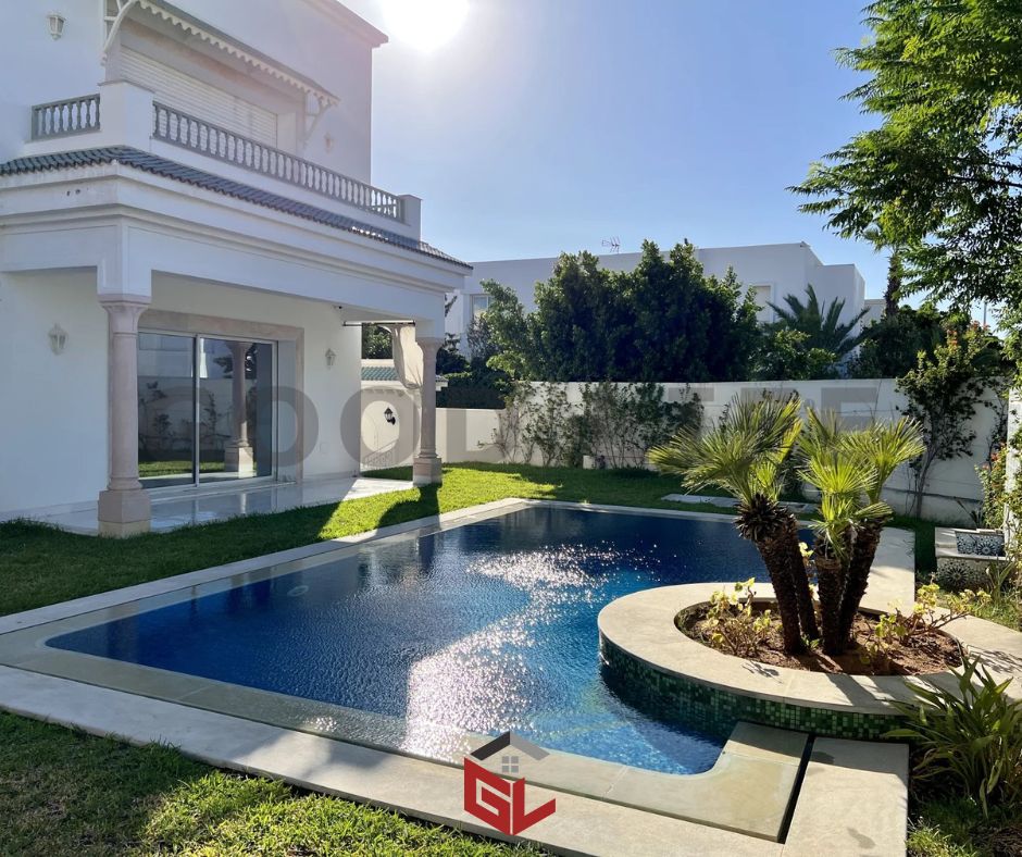 Magnifique Villa avec Piscine au Lac 2