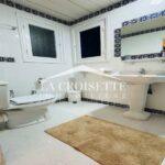 Photo-9 : Appartement S3 meublé avec piscine à La Marsa ZAL0490