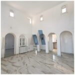 Photo-2 : VILLA S+4 À USAGE BUREAUTIQUE FACE À LA MER DE RADES PLAGE