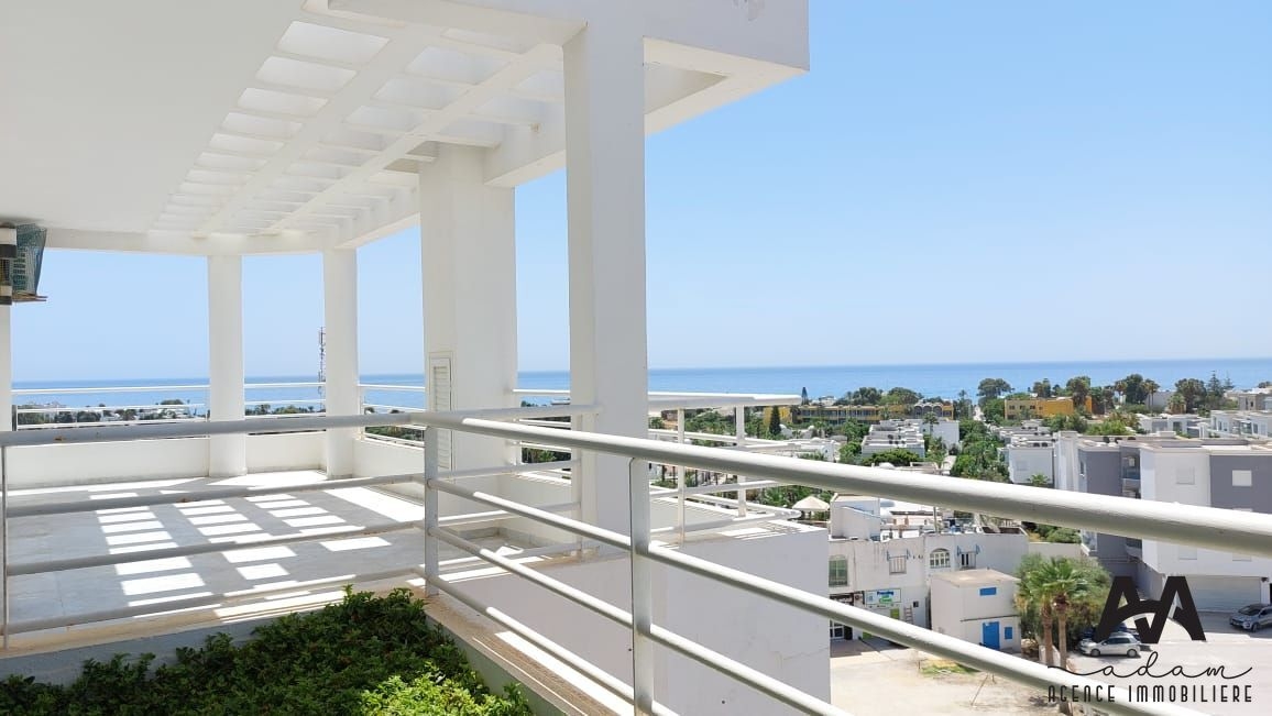Penthouse vue mer S+4 de 366 m² au 6ᵉ étage Mrezga