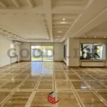 Photo-5 : Magnifique Villa avec Piscine au Lac 2