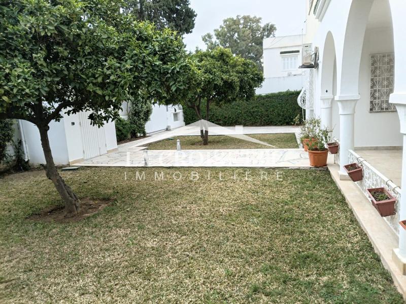 Rez-de-chaussée de villa S3 à La Marsa MRCL0347