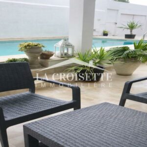 Rez-de-chaussée de villa s3 avec jardin et piscine à Gammarth MDL0033