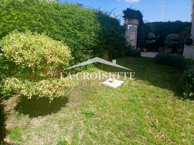 Duplex meublé S4 avec jardin à Ain Zaghouan Nord ZDL0659