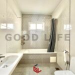 Photo-9 : Villa S+3 plain-pied avec jardin à la Marsa