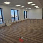 Photo-2 : Bureau Rénové de 150 m² au Lac 1