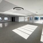 Photo-4 : Open Space de 470m² zone d&rsquo;activité lac 3