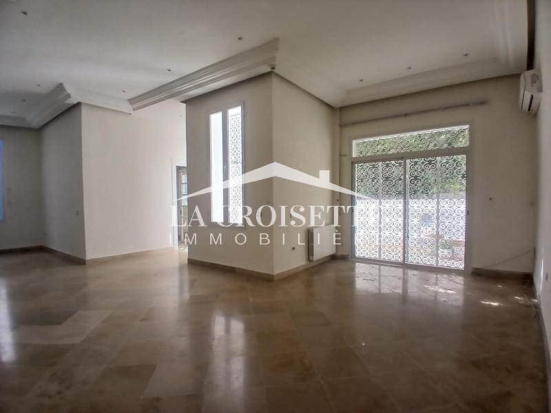 Duplex S3 avec terrasse à La Marsa MDL0723