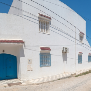 Villa Vue Mer Chott Meriem – 300m² Couvert – Titre Individuel