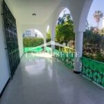 Photo-2 : Rez-de-chaussée de villa meublé en S3 avec jardin à La Marsa MRCL0302