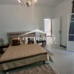 Photo-7 : Rez-de-chaussée de villa meublé en S3 avec jardin à La Marsa MRCL0302