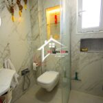 Photo-18 : S2 proche de la plage en plein zone touristique