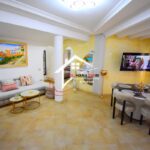 Photo-6 : S2 proche de la plage en plein zone touristique