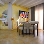 Photo-4 : S2 proche de la plage en plein zone touristique