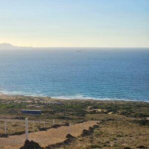 Terrain avec vue imprenable sur la Méditerranée