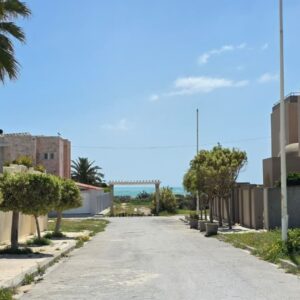 Terrain constructible de 365m² – Jinen Bni Khiar