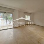 Duplex S+5 à usage bureautique au Lac 2 ZBL0527