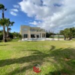 Photo-2 : Villa S+5 avec piscine et jardin à Gammarth