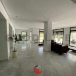 Photo-4 : Villa S+5 avec piscine et jardin à Gammarth