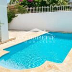 Villa S+6 avec piscine à Gammarth MVL0113