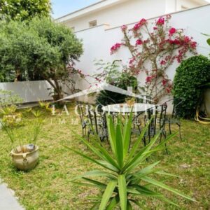 Maisonnette S+2 avec jardin vide ou meublée à Gammarth MAL2282